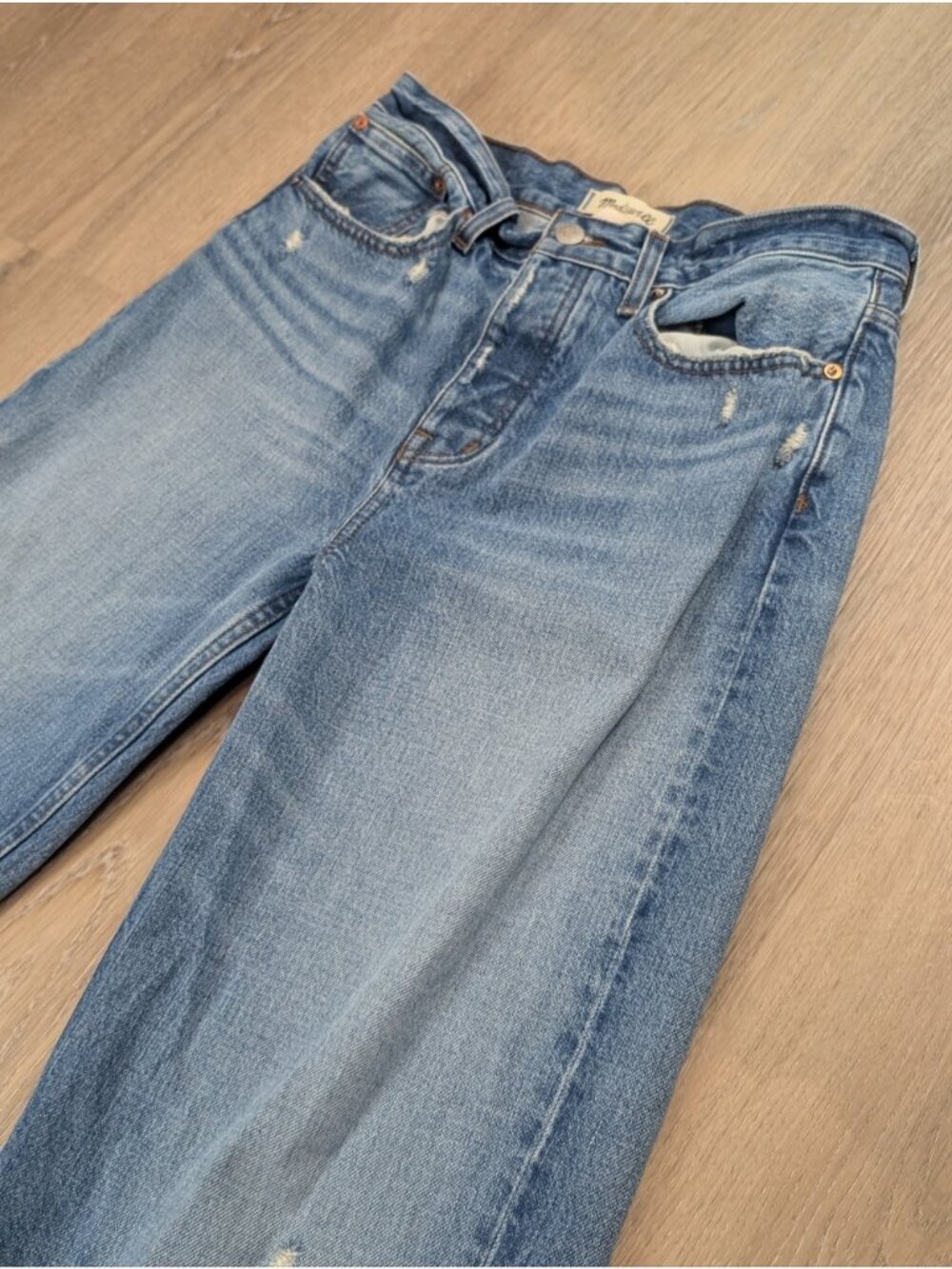 Madewell Low Slung  baggy  Denim Jeans - Picture 8 of 10